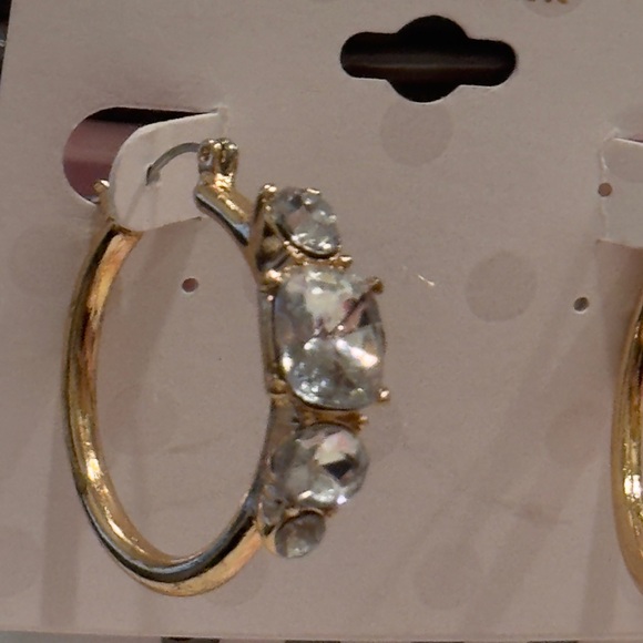 ISAAC MIZRAHI Gold Tone Crystal Hoop Earrings - Picture 5 of 8
